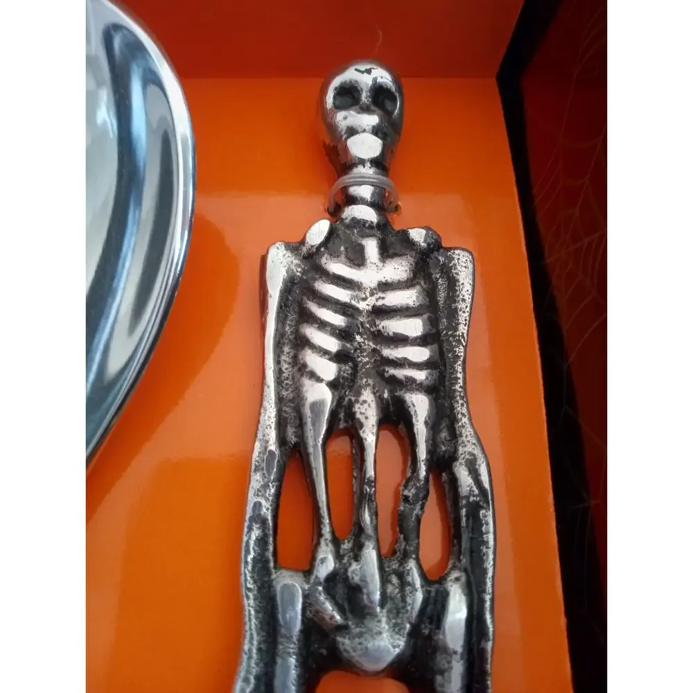 HALLOWEEN SPOOKY HOLLOW BRAND SKELETON 2 PC SALAD SERVERS 1161